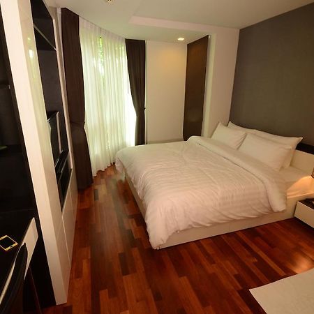 Beverly 33 By Aspira Bangkok Extérieur photo
