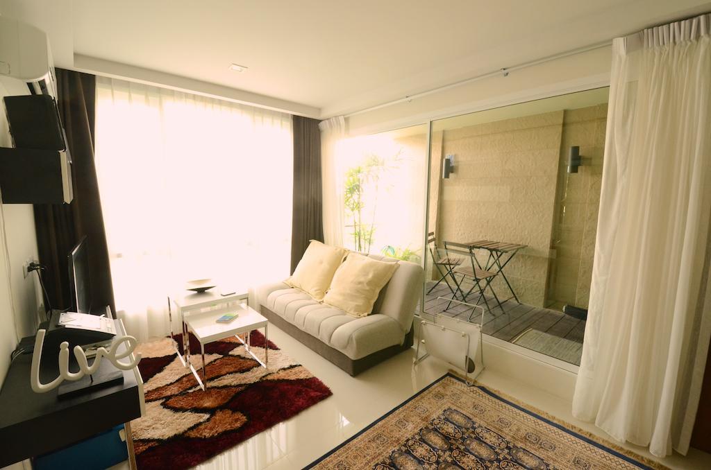 Beverly 33 By Aspira Bangkok Extérieur photo