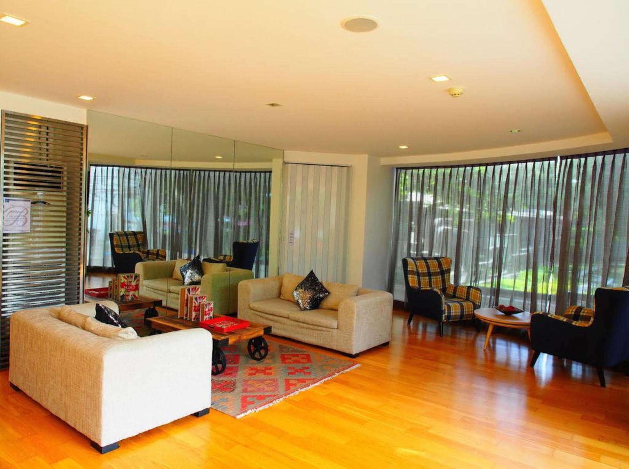 Beverly 33 By Aspira Bangkok Extérieur photo