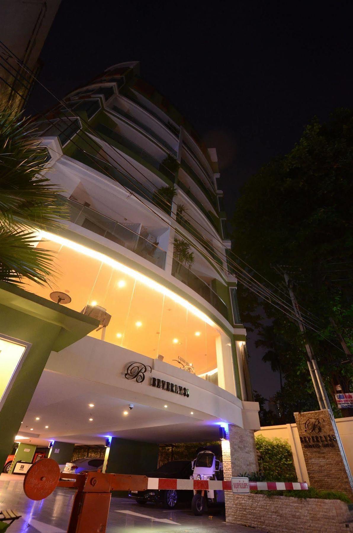 Beverly 33 By Aspira Bangkok Extérieur photo